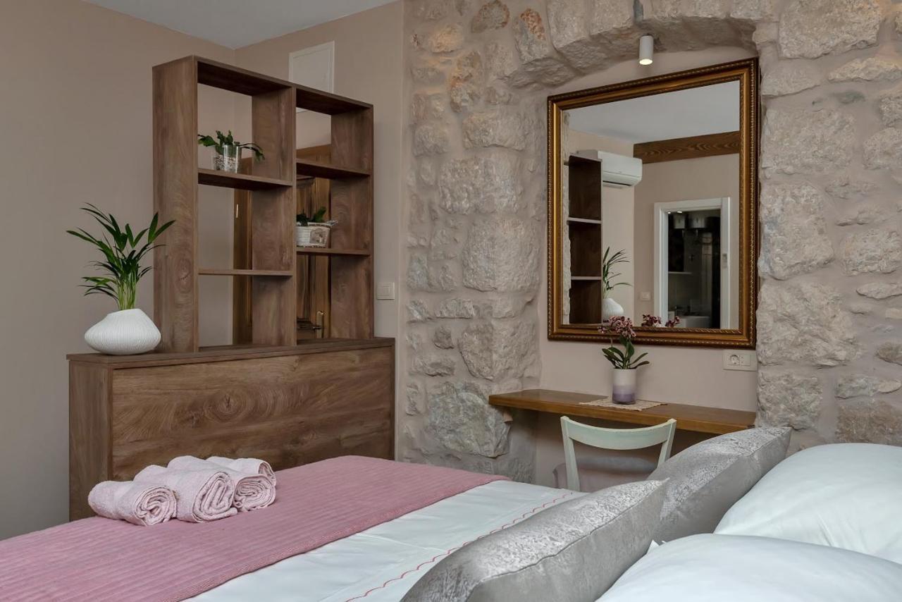 Lux Dado Igrane Apartment Bagian luar foto